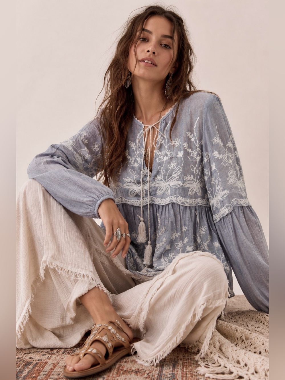 Moon River XS Gray Embroidered Boho Peasant Blouse Tassel Top